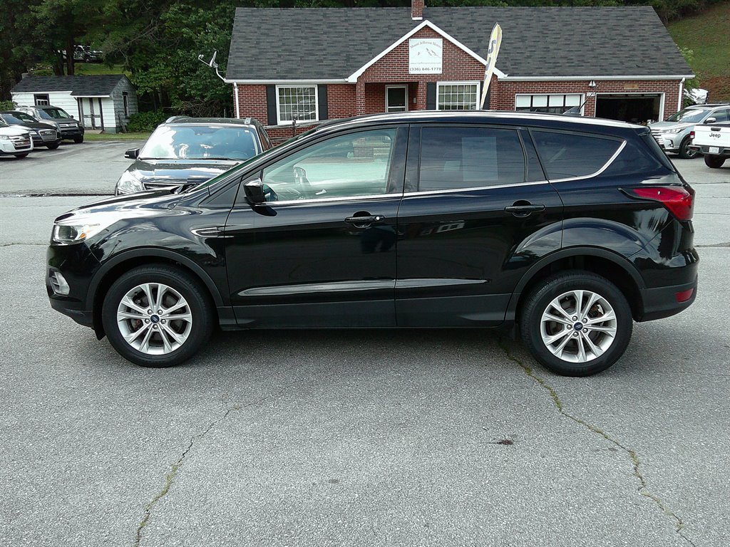 2019 Ford Escape SE 4WD's photo