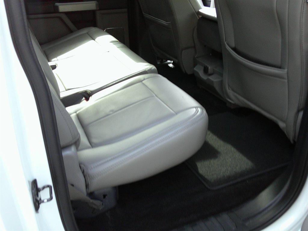 2018 Ford F-150 Lariat - Photo 20