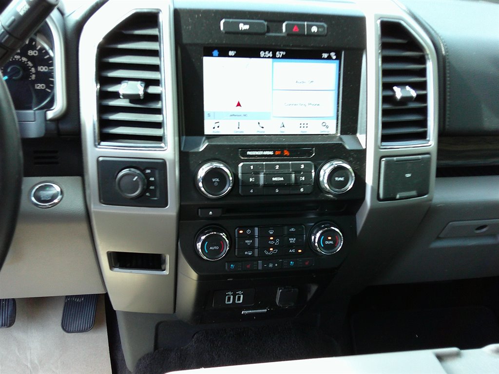 2018 Ford F-150 Lariat - Photo 15