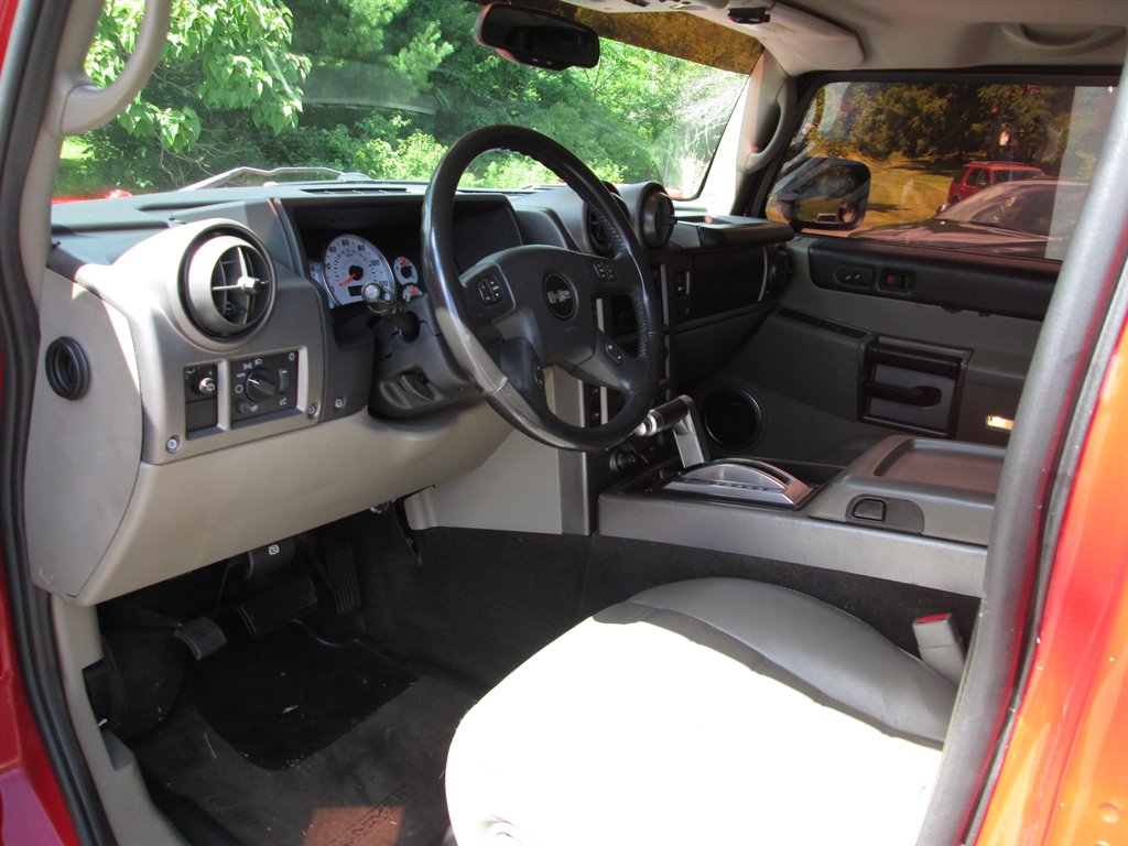2004 Hummer H2 3/4 Ton photo 12