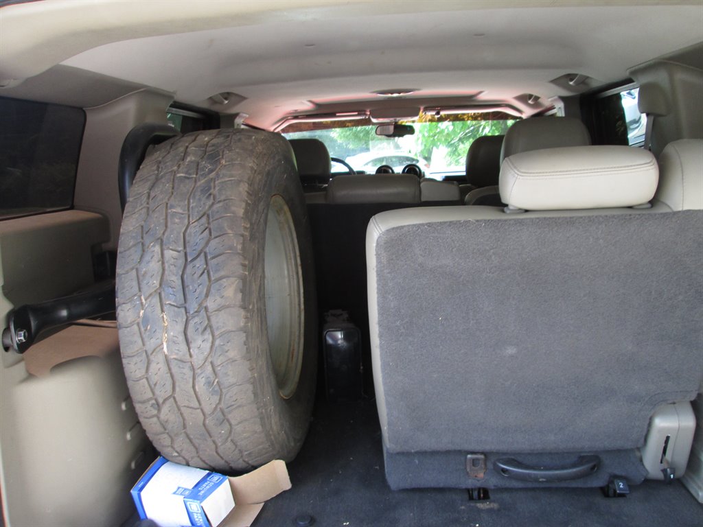 2004 Hummer H2 3/4 Ton photo 8