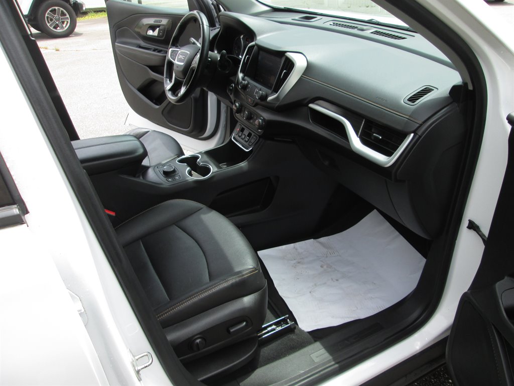 2021 Gmc Terrain SLT photo 16