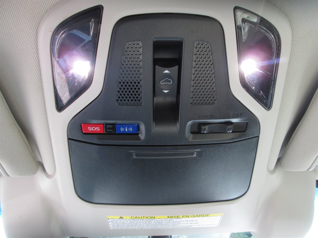 2021 Subaru Outback Limited - Photo 13