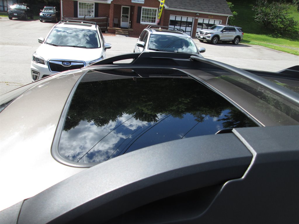 2021 Subaru Outback Limited - Photo 8