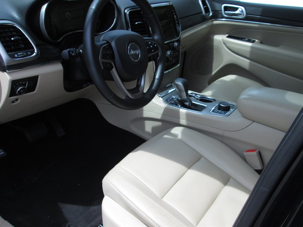 2019 Jeep Grand Cherokee Limited photo 11
